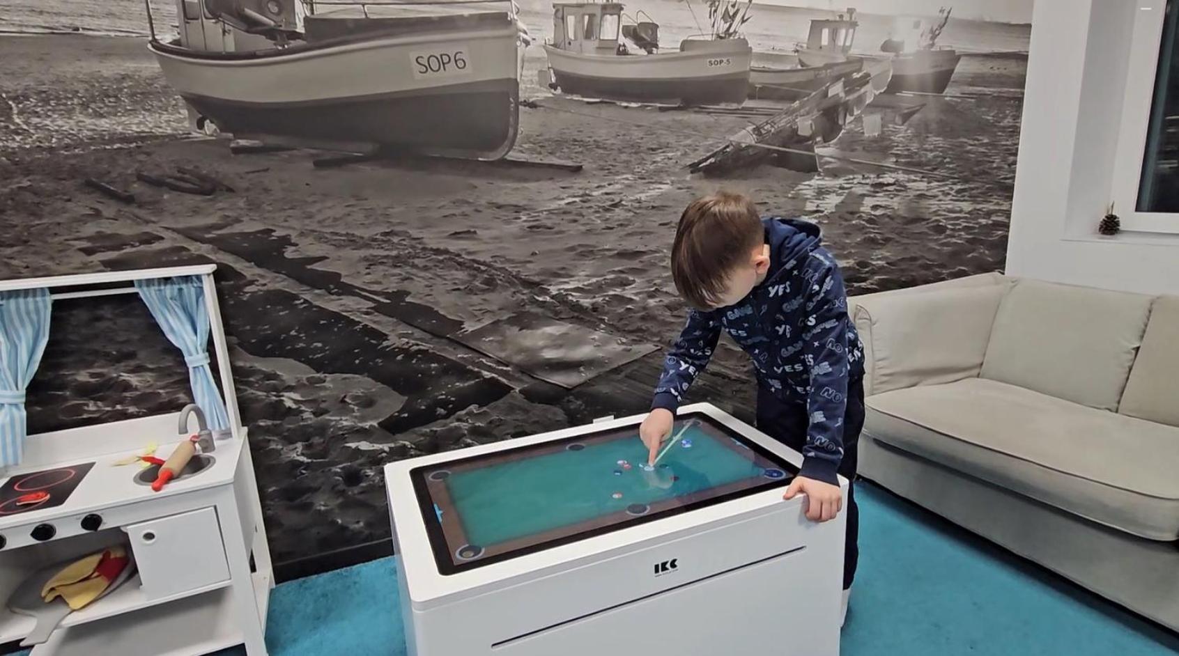 Aqua House