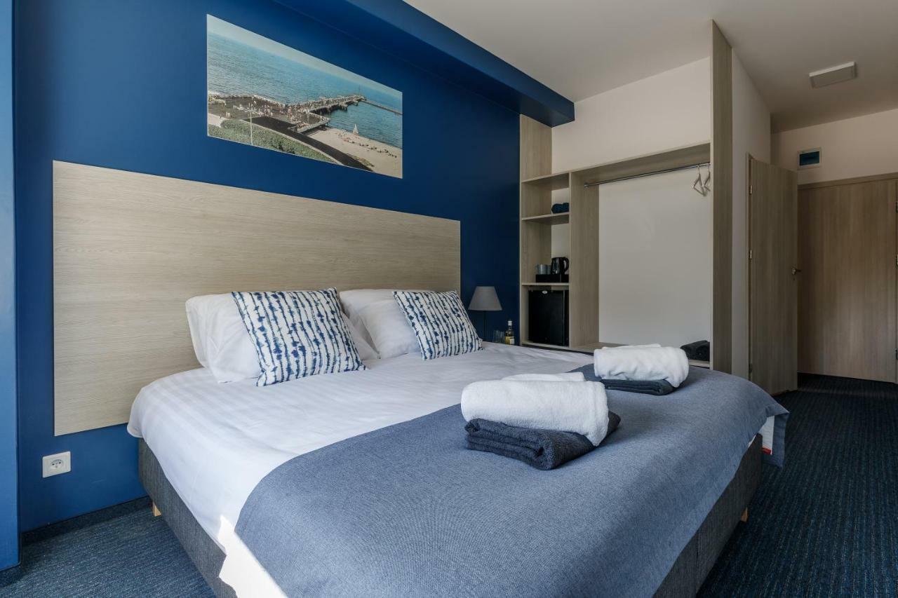 Aqua House Bed & Breakfast